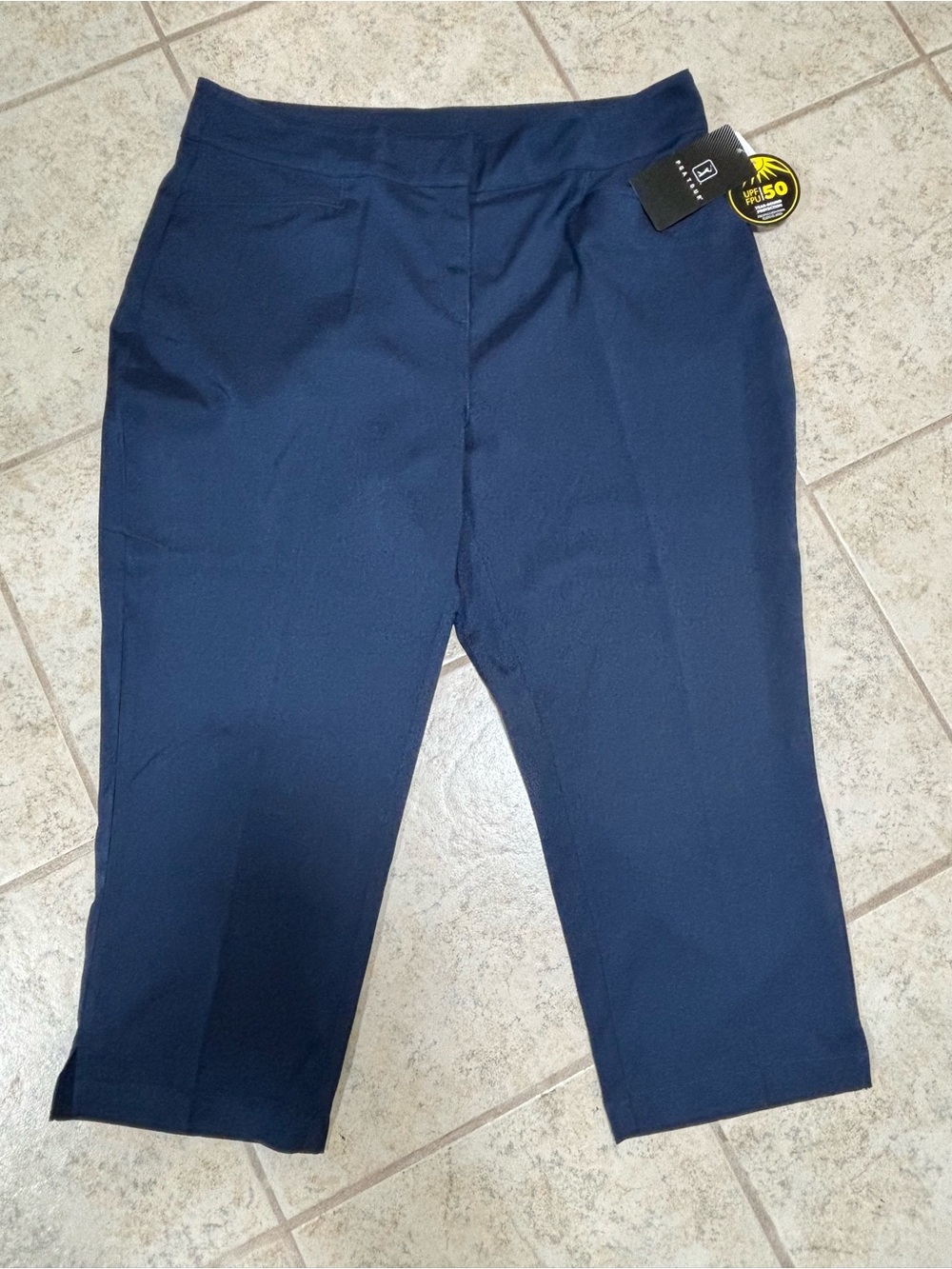 Navy Women’s PGA golf capris